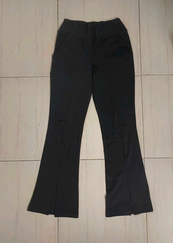 Stretchable Black Colour Yoga Pants