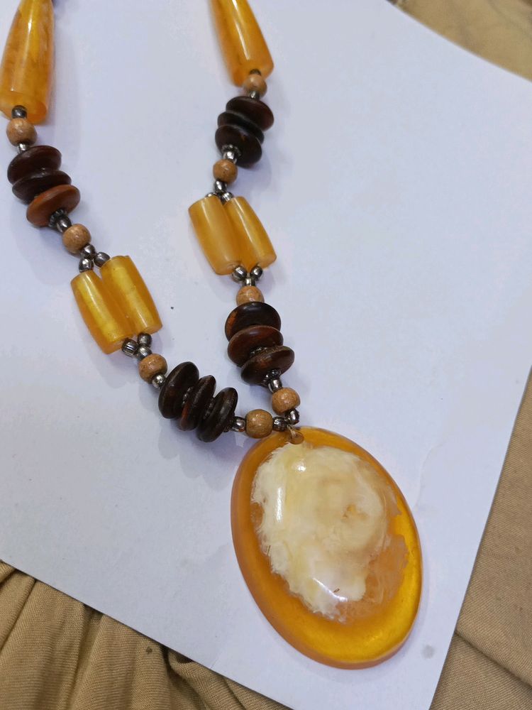 Yellow Colour Neckpiece