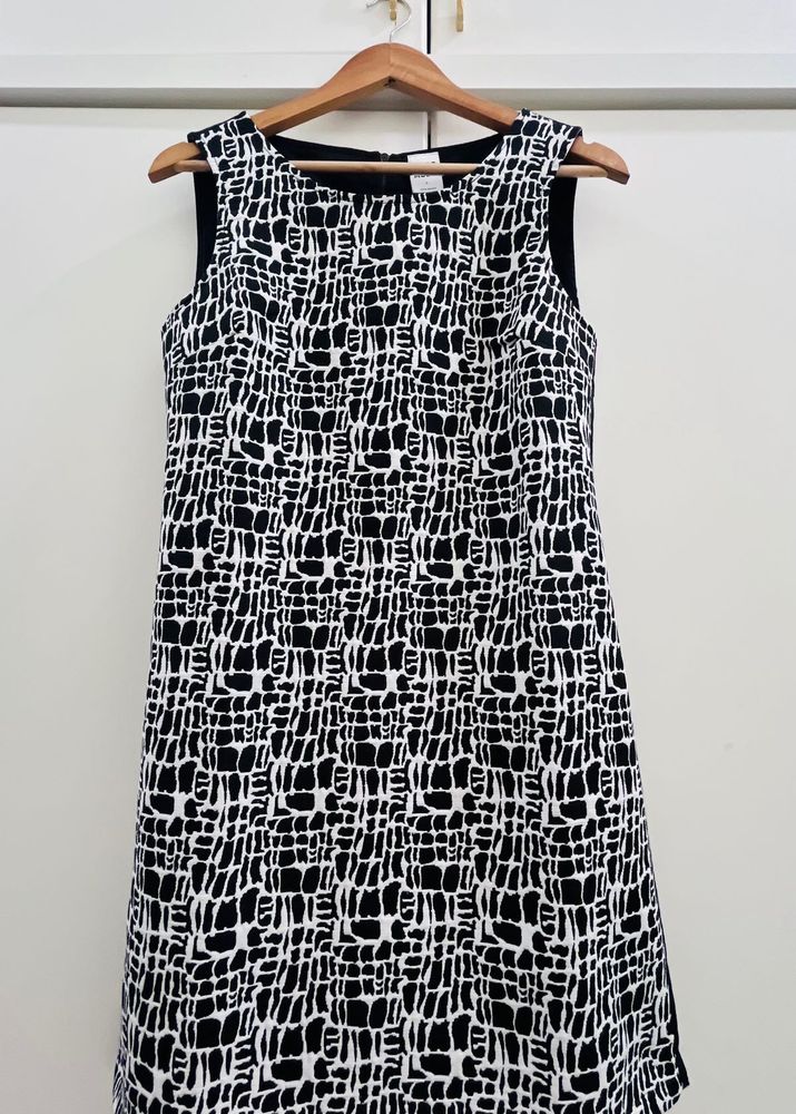 Jacquard Shift Mini Formal Dress