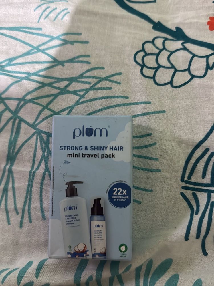 Plum Strong And Shiny Hair Mini Travel Pack