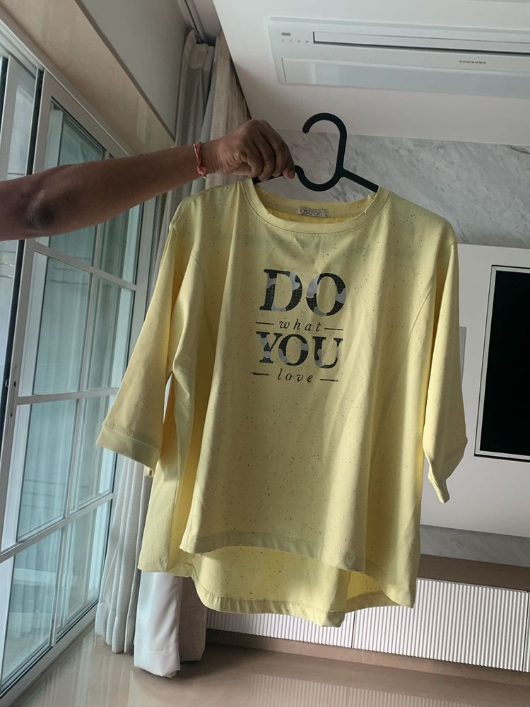 Fixed price, 3/4 sleeves, yellow T-shirt