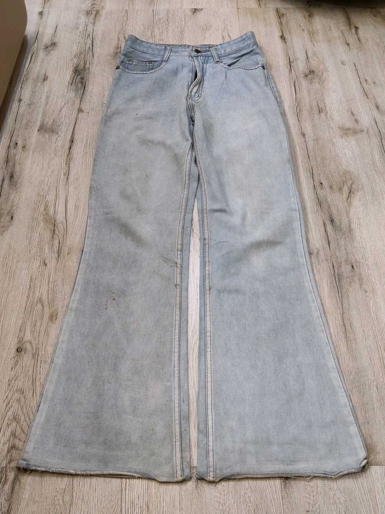 Ma2060 Aar-Ef bootcut jeans waist 28 inches