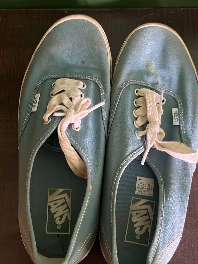 Light Used Shoe