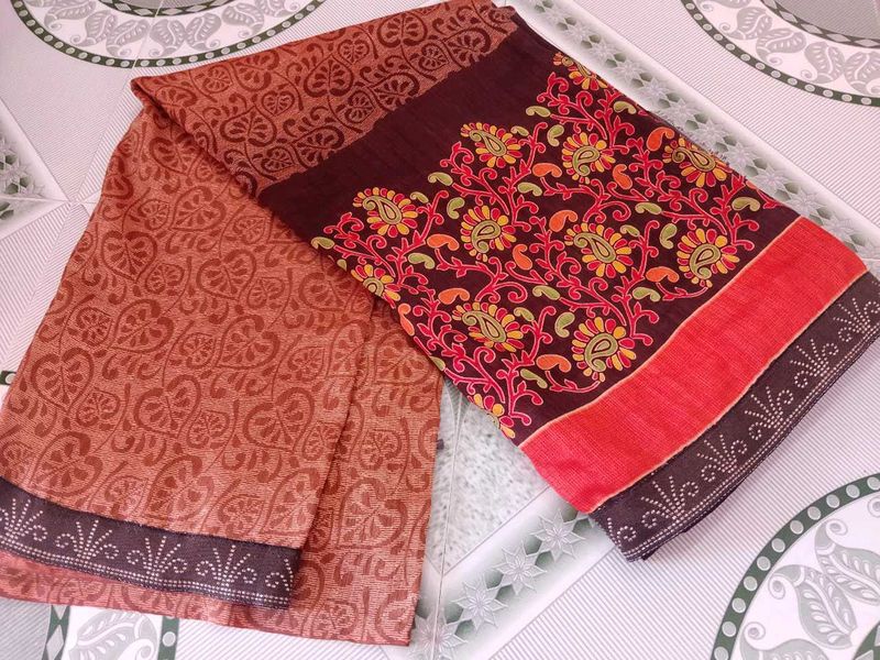 Beautiful Traditional Saree With Stitched Blouse