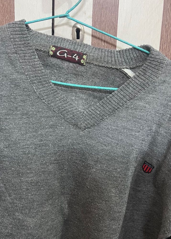 Gray G-4 V-Neck Sweater