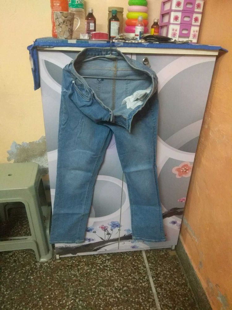 Light Wash Denim Jeans