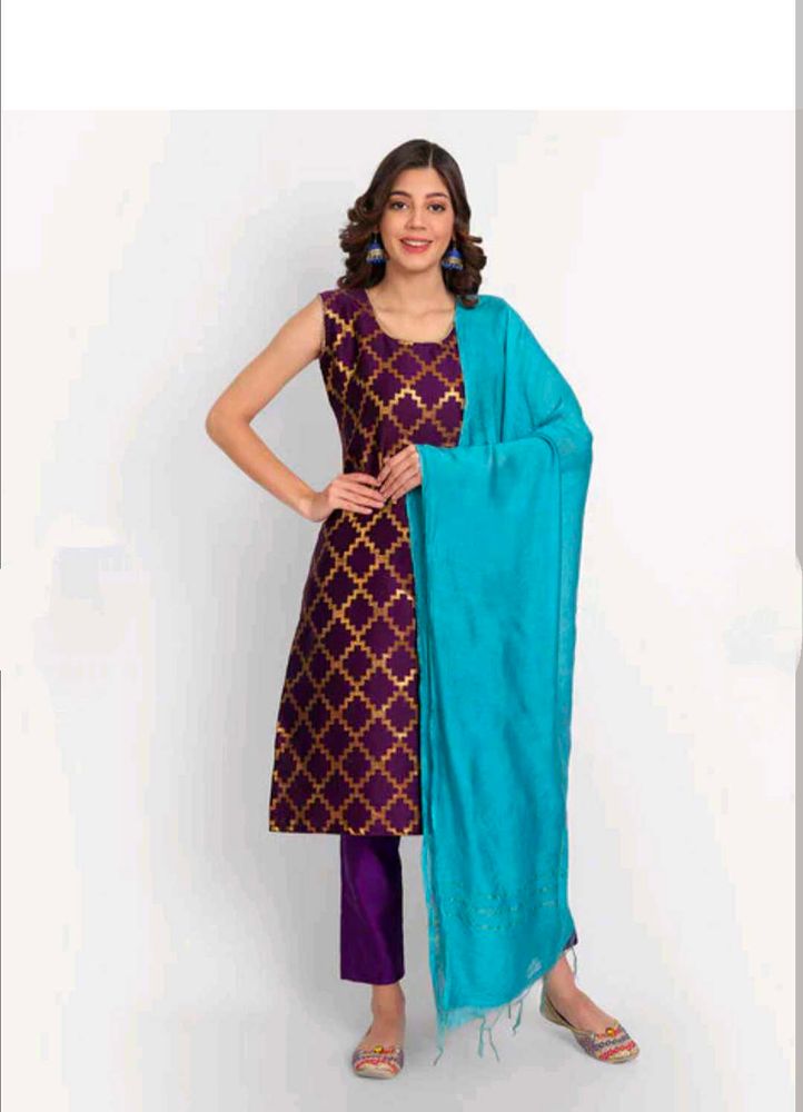 Women Cotton Silk Kurta Pant With Dupatta Set