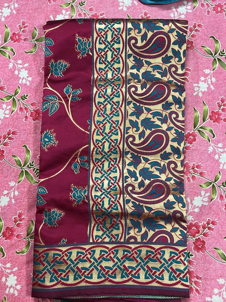 Elegant Maroon &amp; Gold Saree