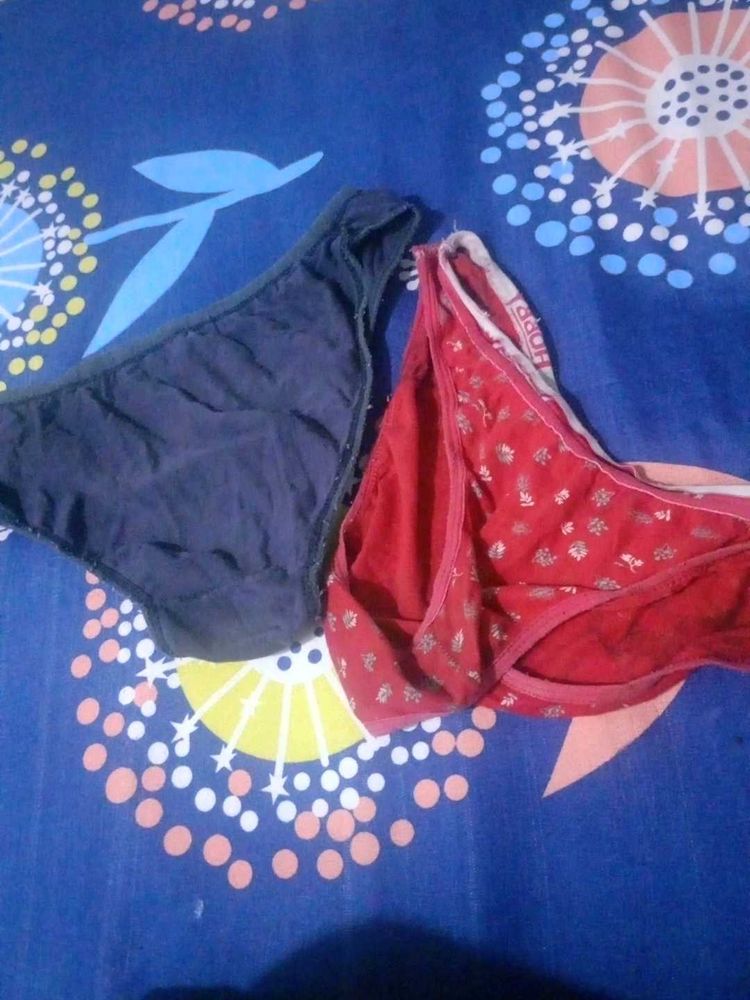 Women&#39;s Innerwear - Two Panties