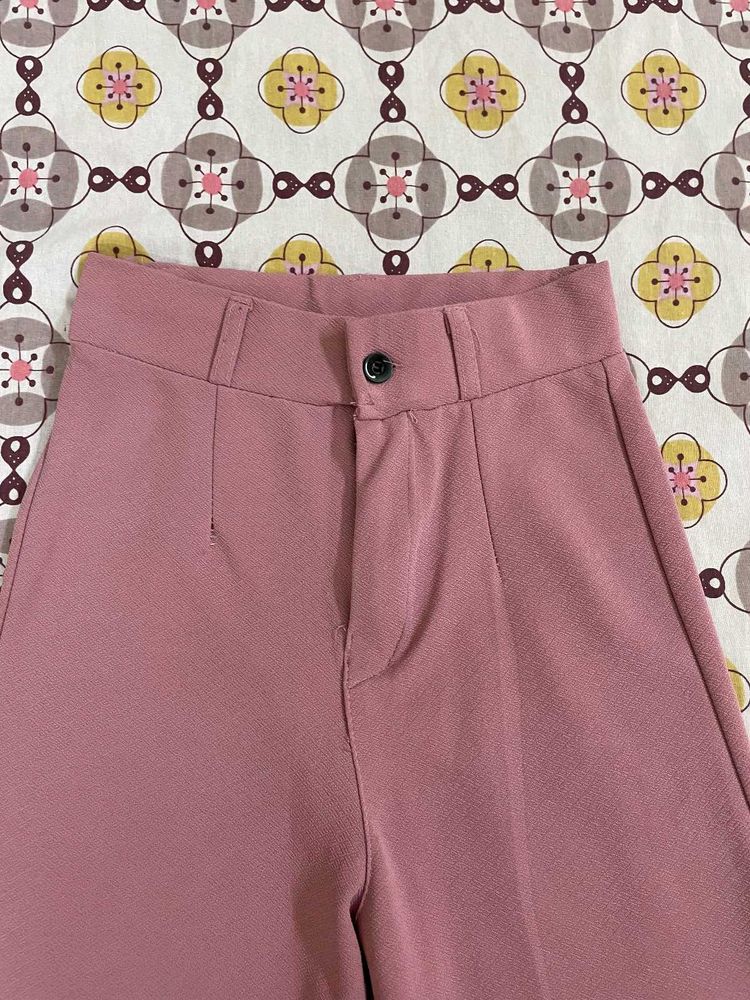 Trendy Pink Trousers – Comfortable &amp; Stylish