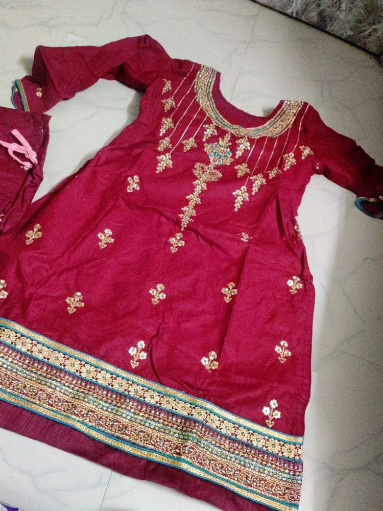 Elegant Maroon Kurta Set