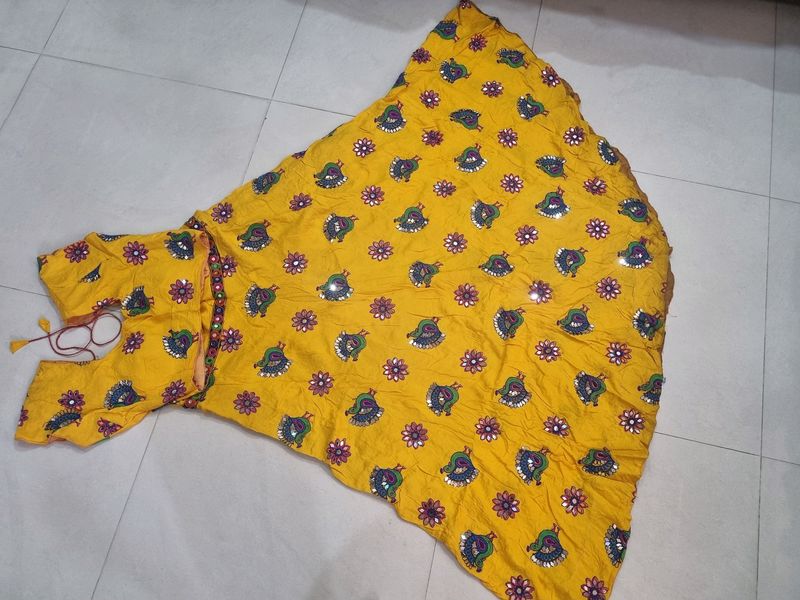 Navratri Chaniya Choli With Dupatta