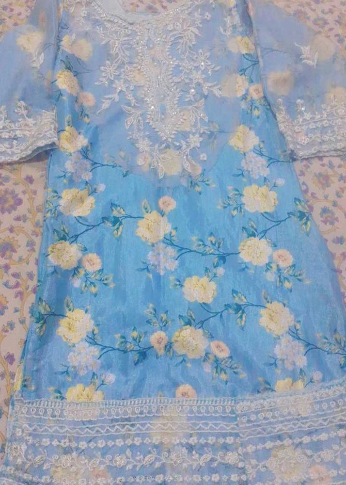 Floral Embroidered Pakistani Suit