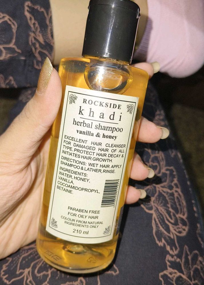 Rockside Khadi Herbal Shampoo