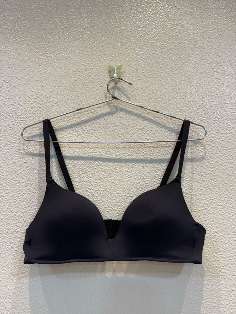 Black Wireless Comfort Bra