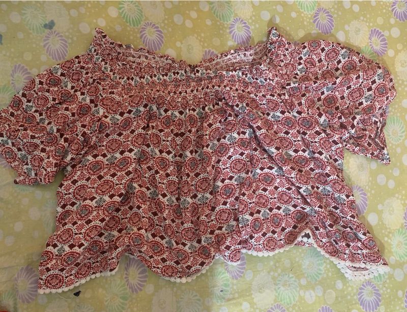 fasttt 👚🥳🤩Patterned Off-Shoulder Crop Top