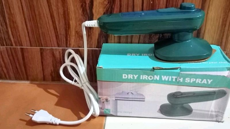 Now or never offer💝 Steam iron || handy and dry