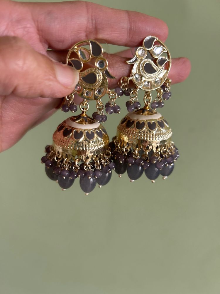 ☑️Grey bird Pearls Jhumka Earrings - new