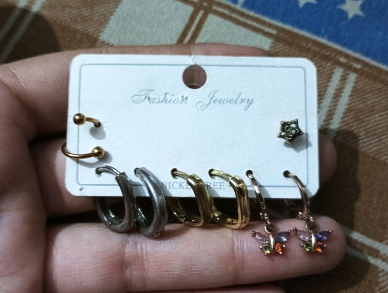 Beautiful Set Of Earrings (Daily Wear)