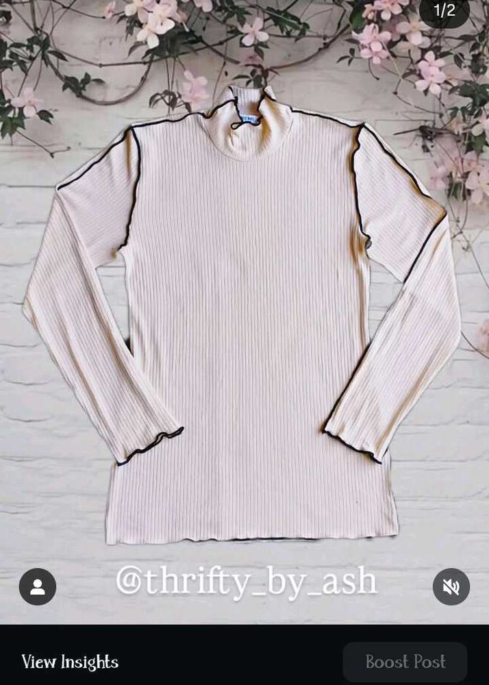 ✨Ribbed Mock Neck Top✨