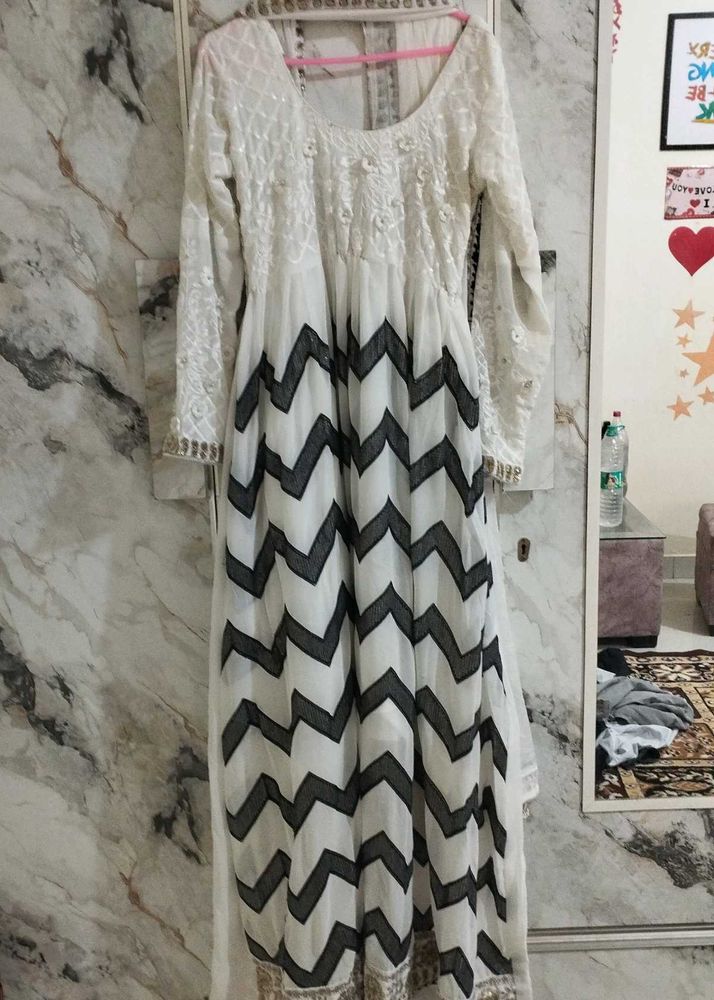 White &amp; Black Kurta