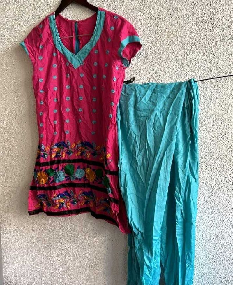 Beautiful Kurti Set. Semi Patiala Blue