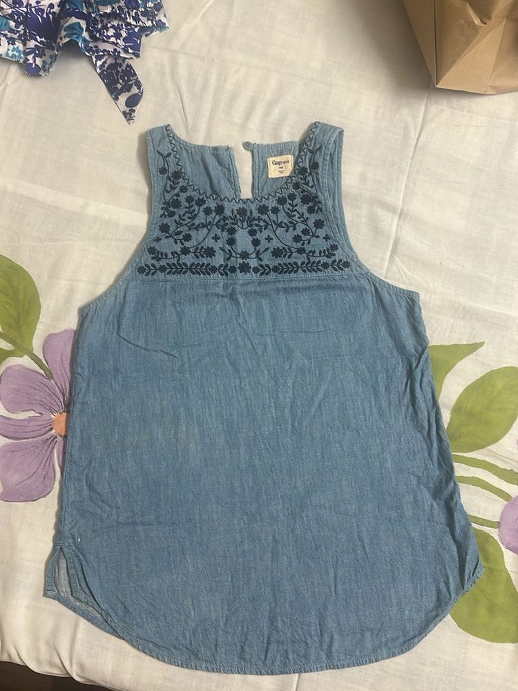 GAP Embroidered Denim Top