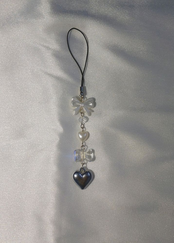 ⊹˚₊ heart phone charm ₊˚⊹