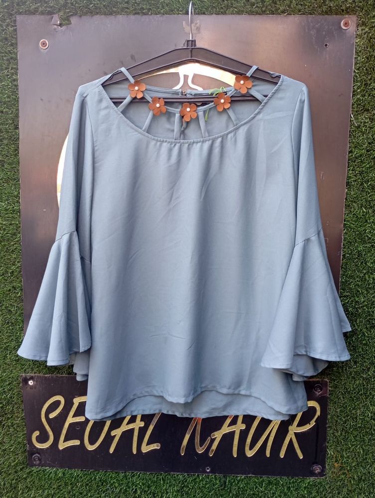 Stylish Neckline Top