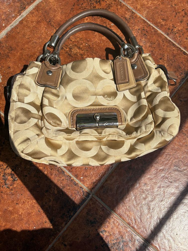 🔔PRICE DROP COACH-KRISTIN OP ART SATEEN SATCHEL