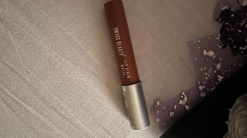 Swiss Beauty Crayon Lipstick