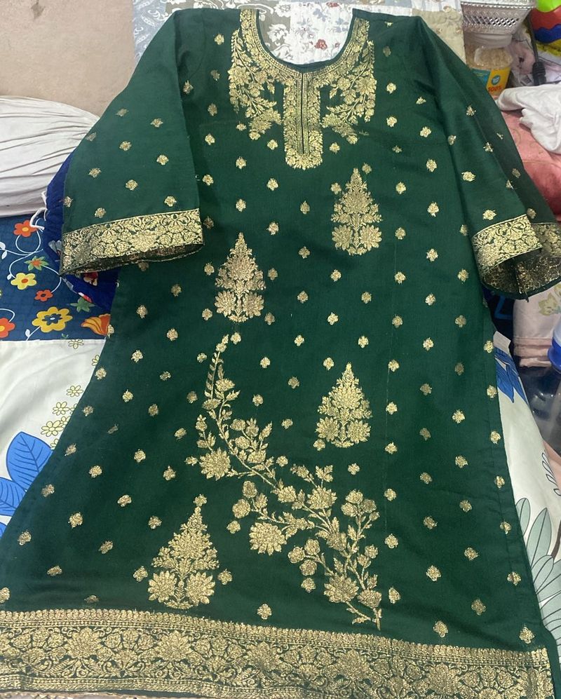 Green and Gold Embroidered Kameez
