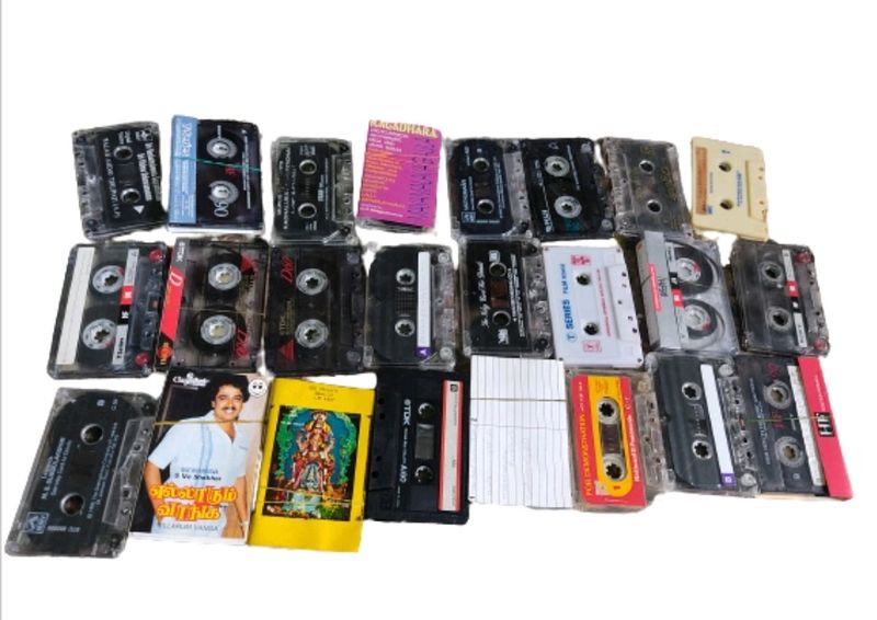 Old Audio Casettes Mixture Of Tamil, Hindi, Comedies,  Panchaloka Kirthanas 30 Nos