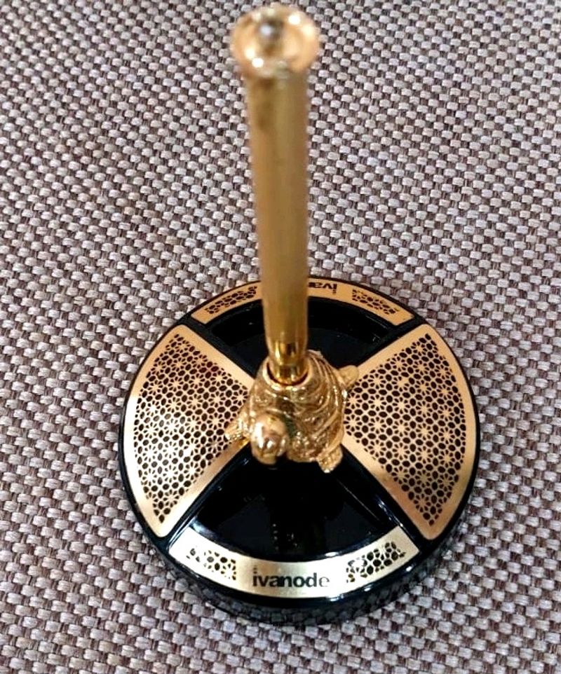 Turtle Pen Holder