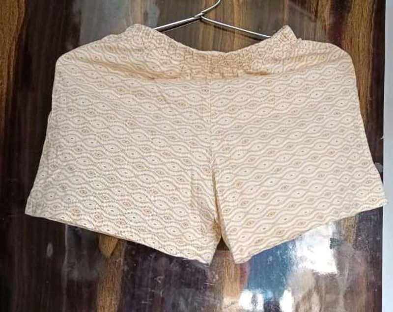 Cute Little Shorts 🤎