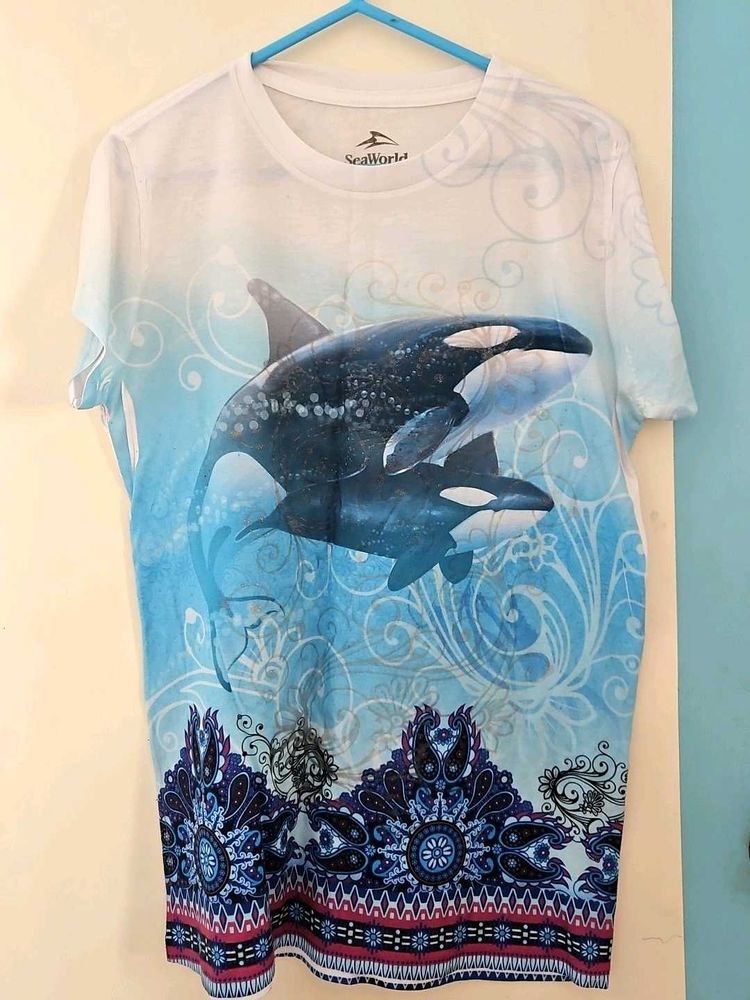 SeaWorld Orca Whale Graphic Tee