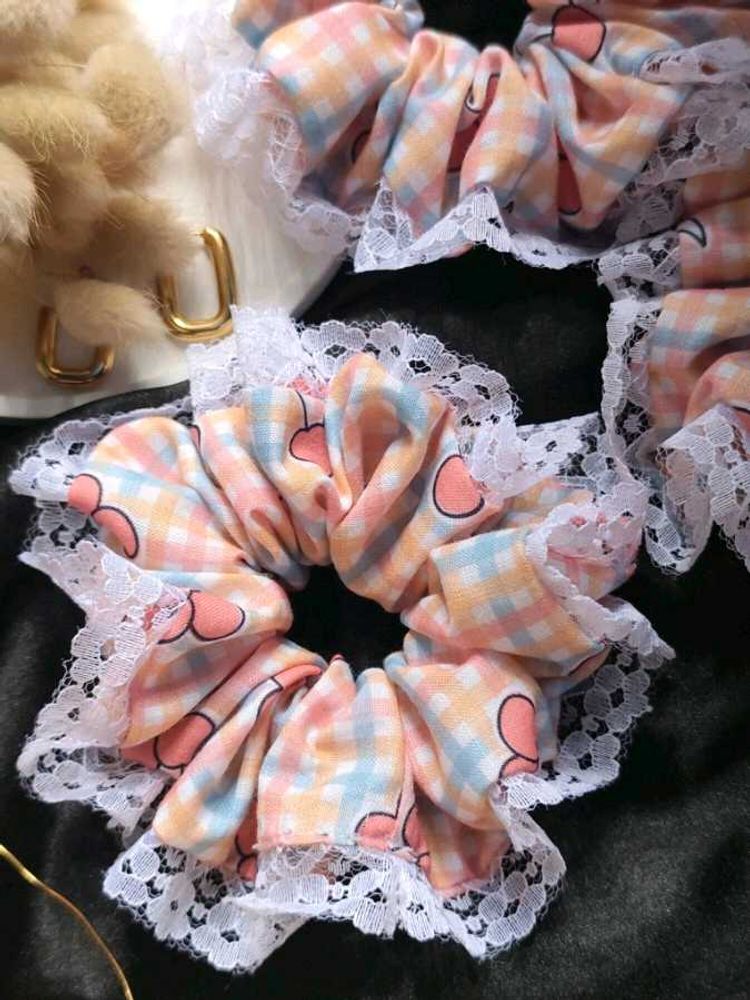 Cherry ft.Lace Trim Cotton Scrunchy