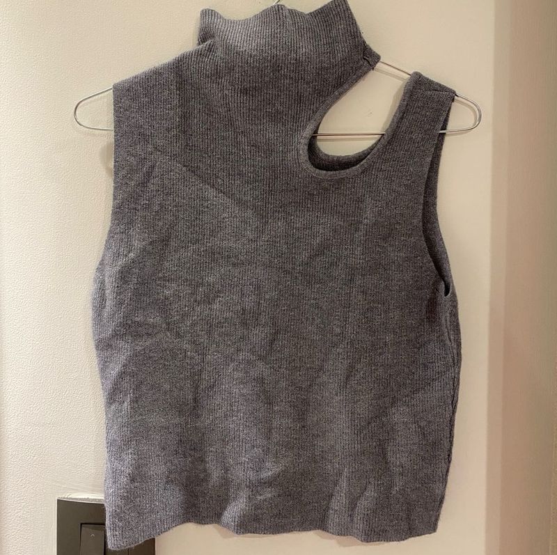 Cutout Crop Top
