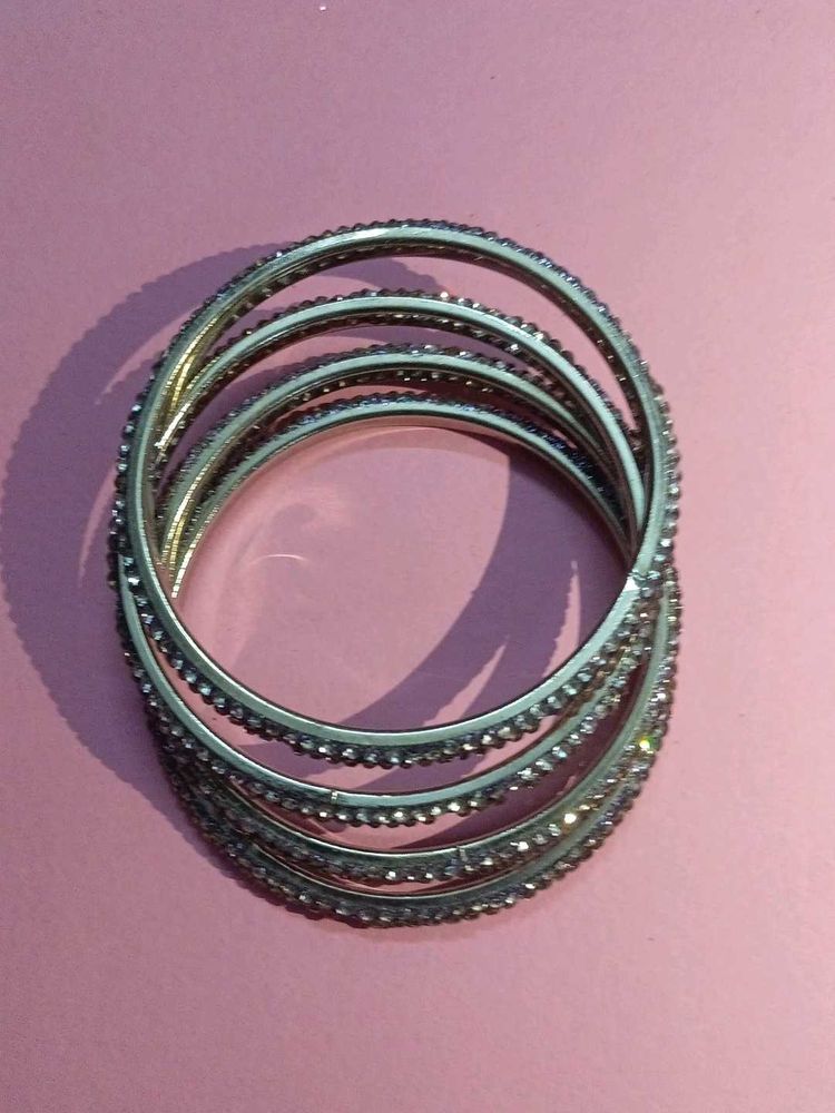 Sparkling Bangle Set