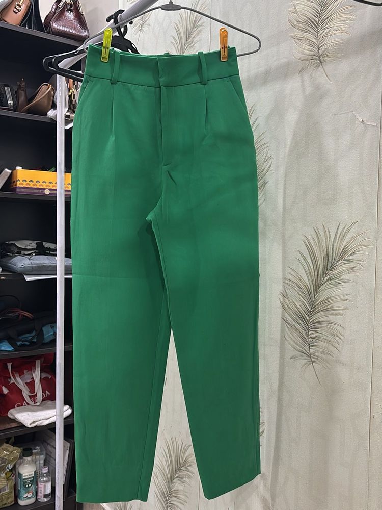 Zara green Pant