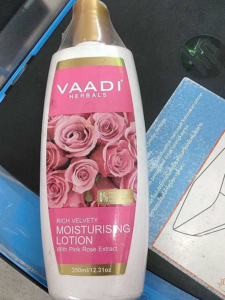 Vaadi Herbals Moisturizing Lotion