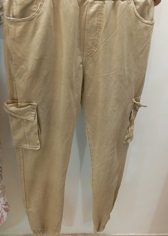 A Man Straight Pant