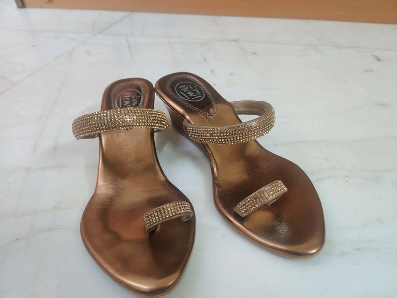 Beautiful Sparkly Sandal