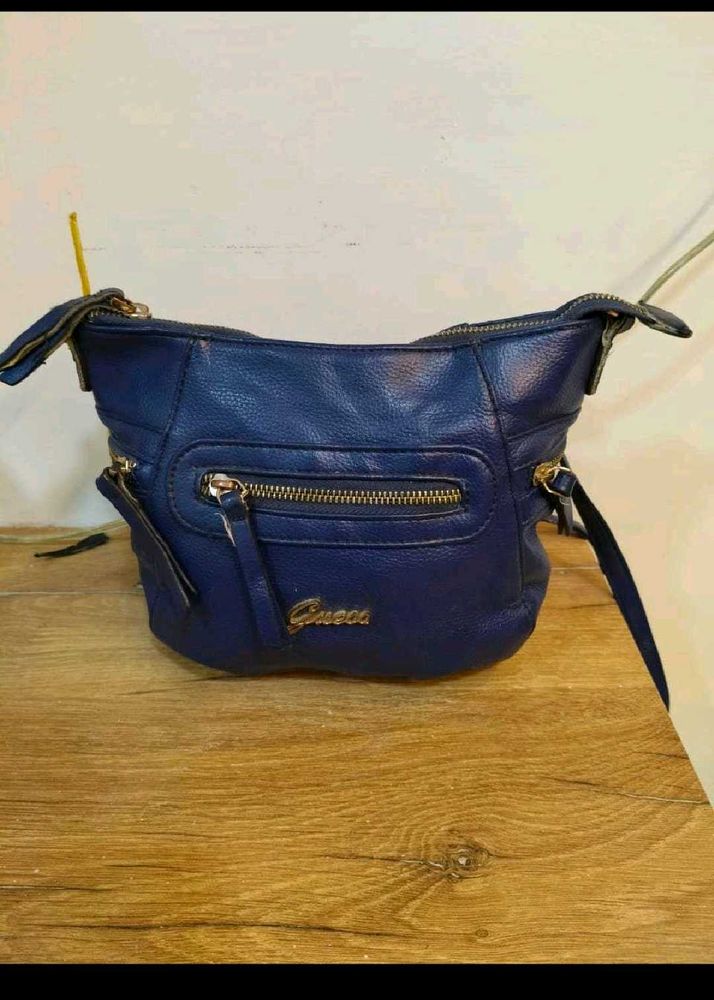 Guess Blue Crossbody Bag💥