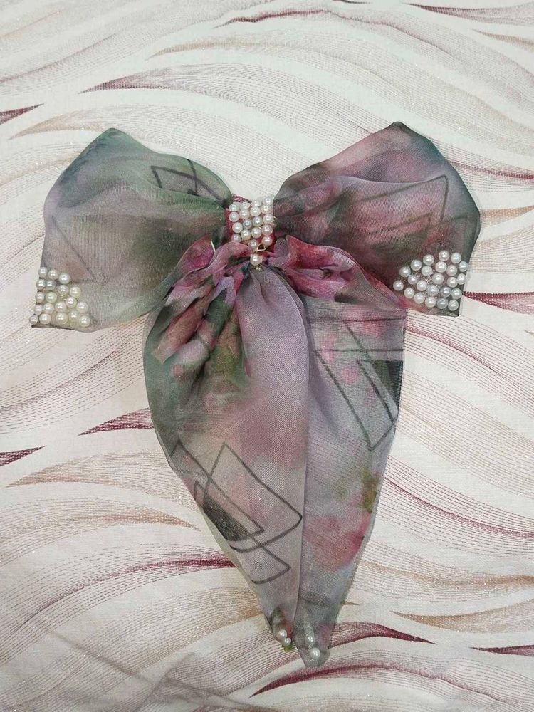 Floral Pearl Bow Handmade