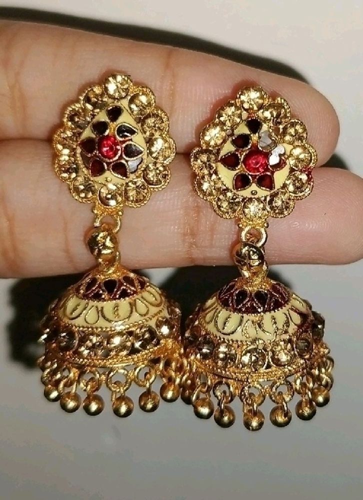 Jhumkas