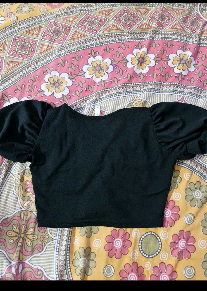 Black Puff Sleeve Crop Top