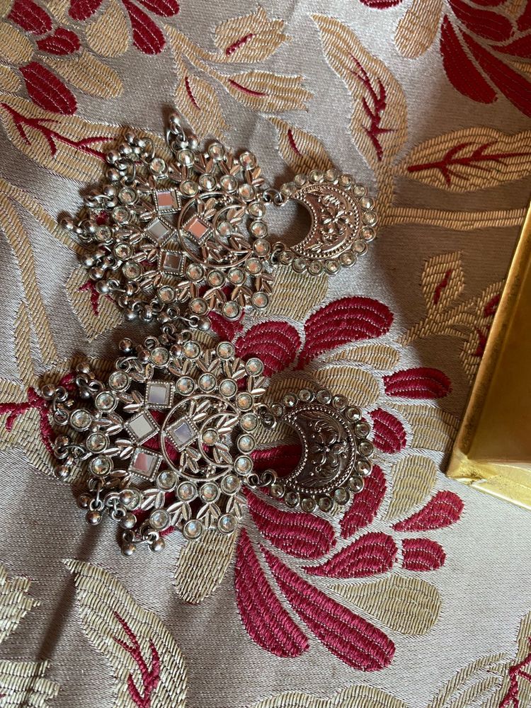 Earring