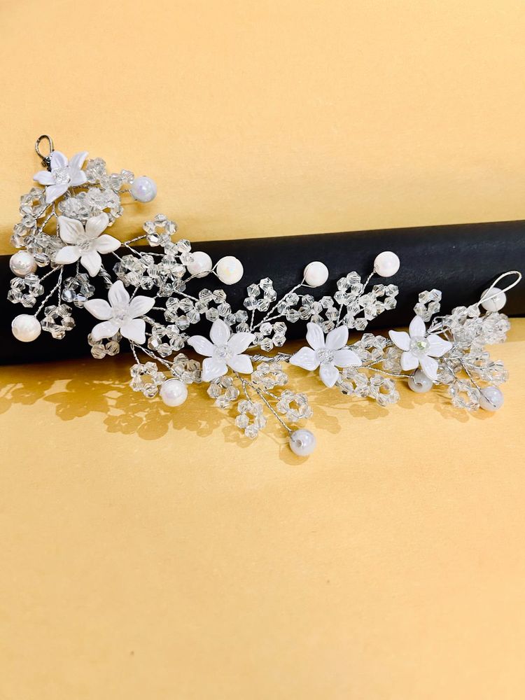 Sparkling Blossom Hair Accessory - Versatile
