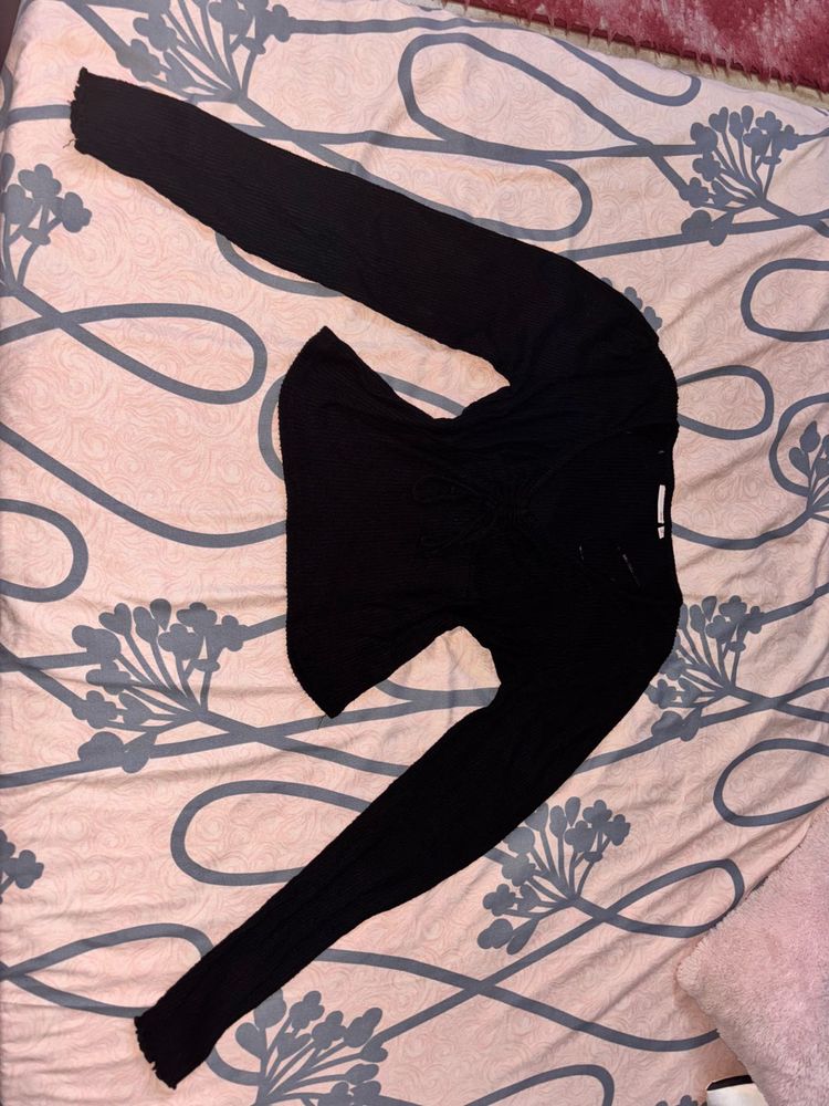 Black Long Sleeve Winter Top.NOT WORN EVEN ONCE